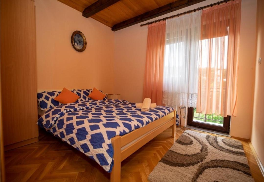 Holiday Home Lana Fužine Kültér fotó