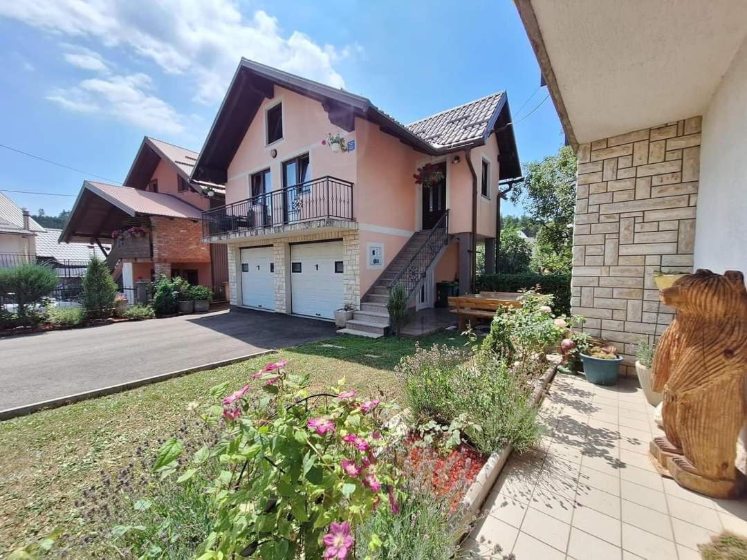 Holiday Home Lana Fužine Kültér fotó